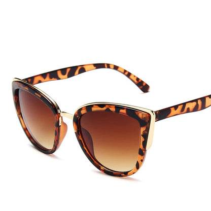 BelleVision Oversized Cat-Eye Sunglasses